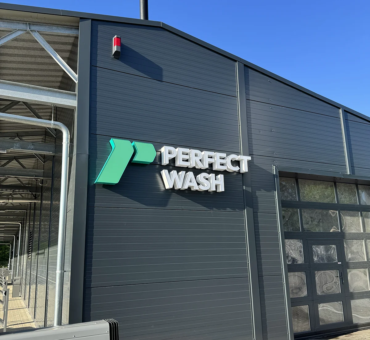 Branding und Werbetechnik für Perfect Wash in Munster