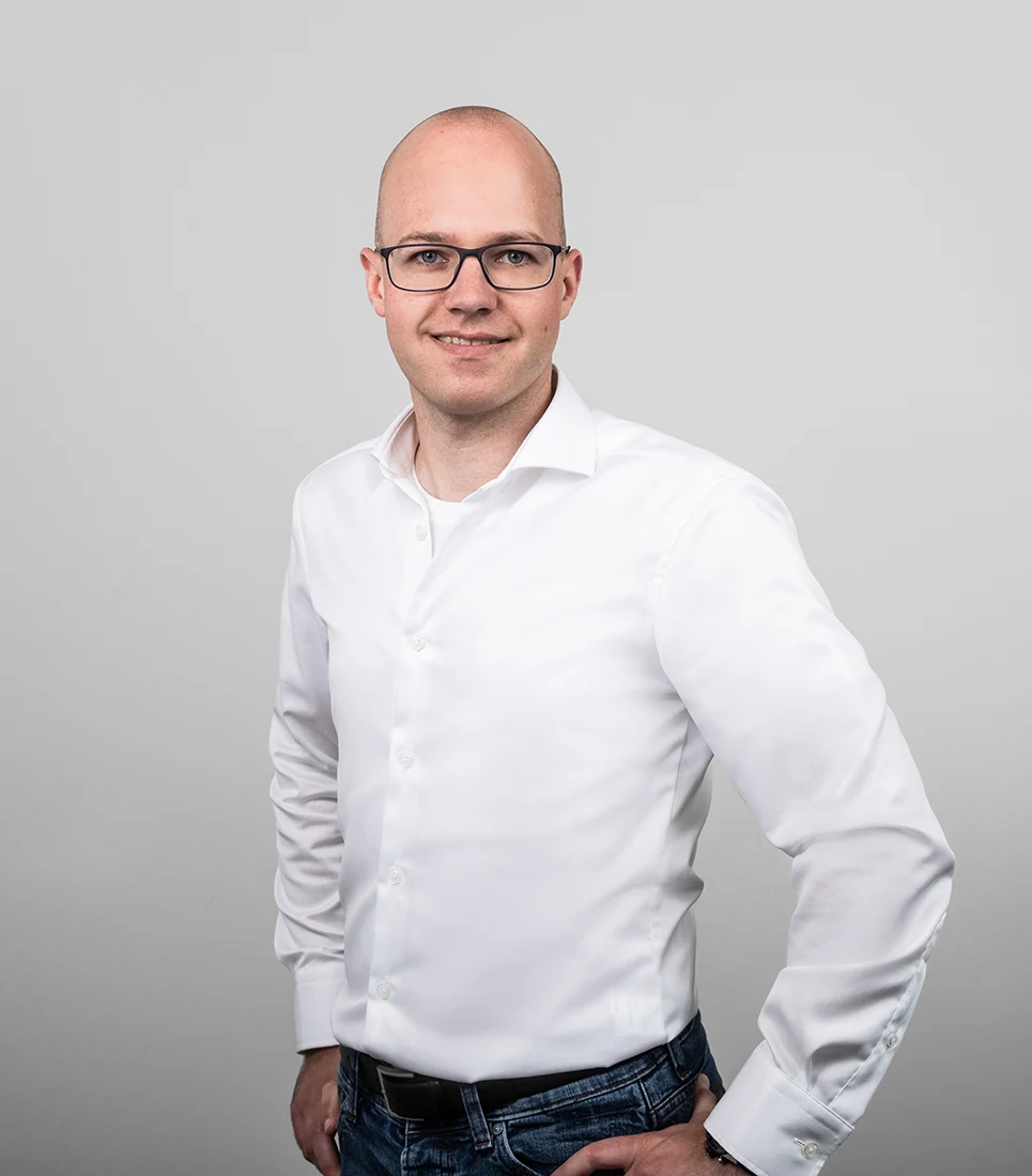 Jan Ebersbach, Inhaber